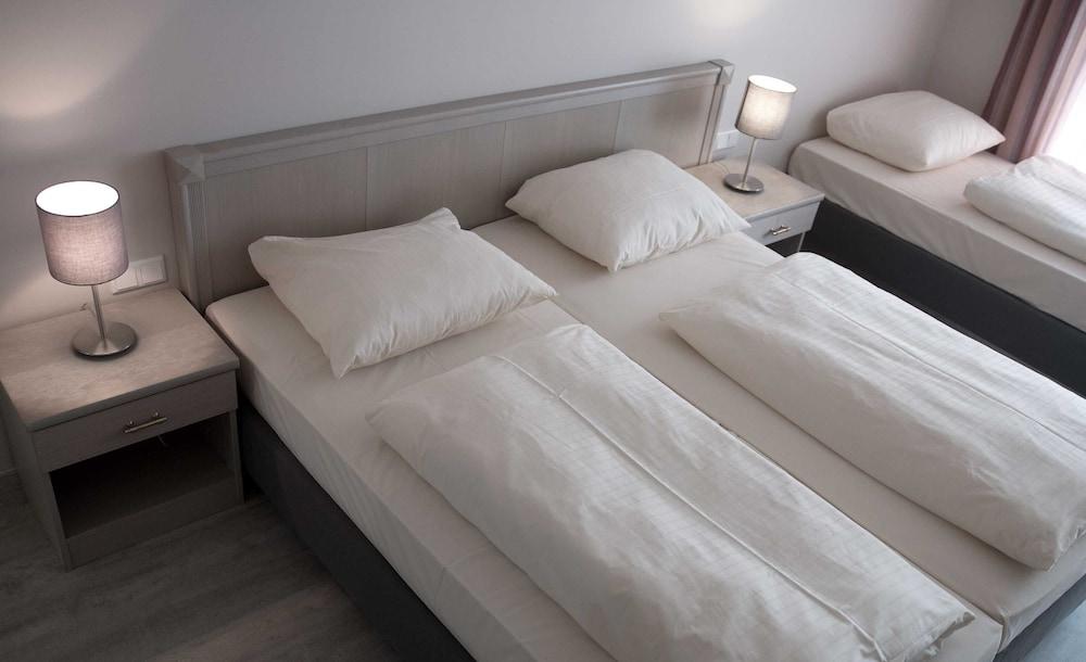 Hotel Deutsches Theater 1