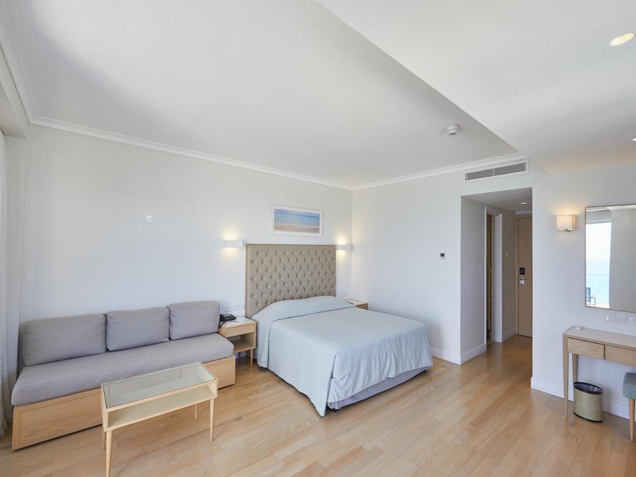 Sunrise Beach Hotel 1