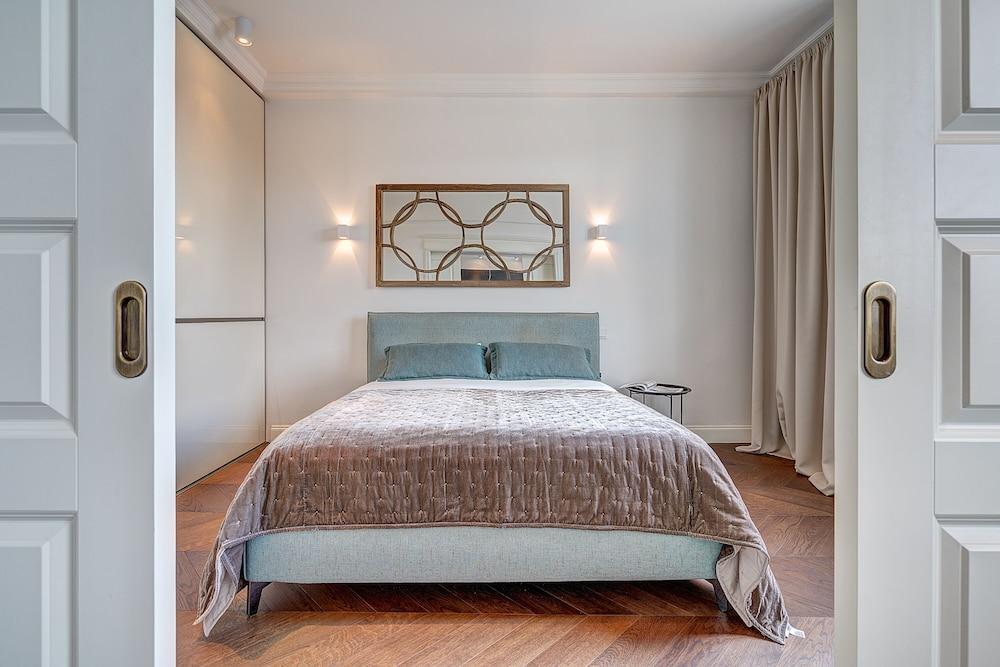 Vilnius Apartments And Suites Gedimino Ave 1