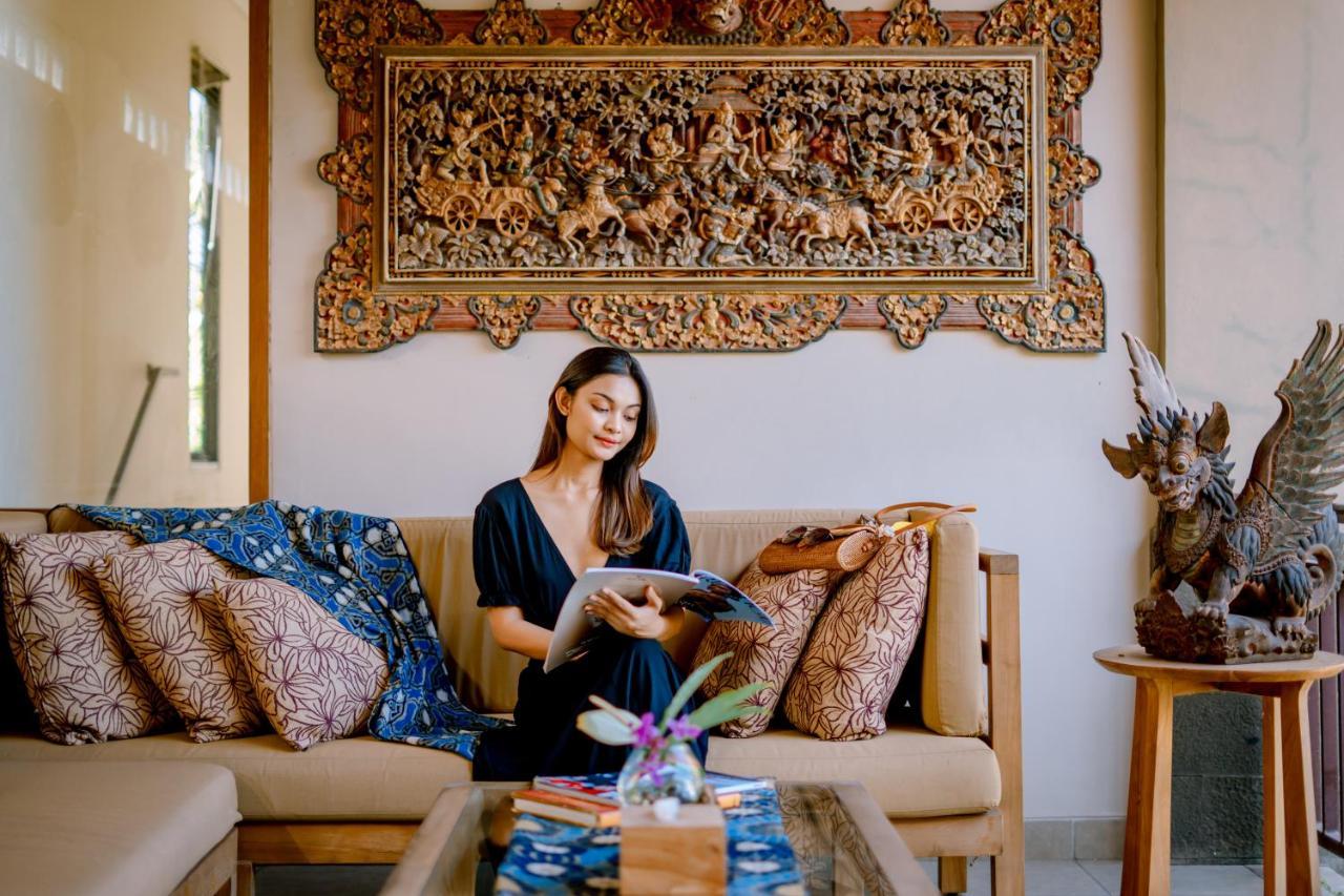 Janis Place Cottage by Purely