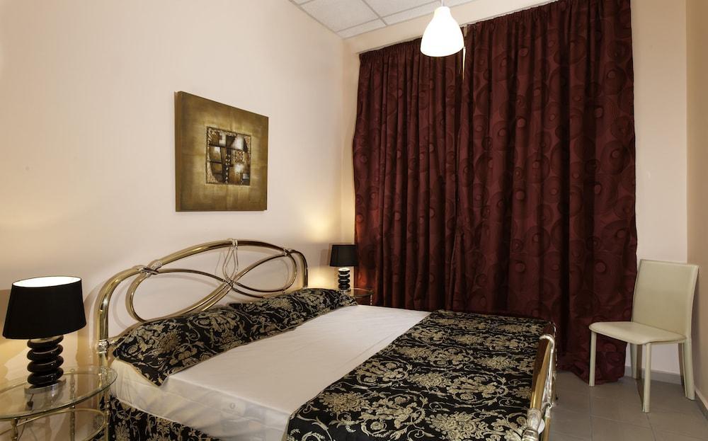 City Center House in Rhodes 2