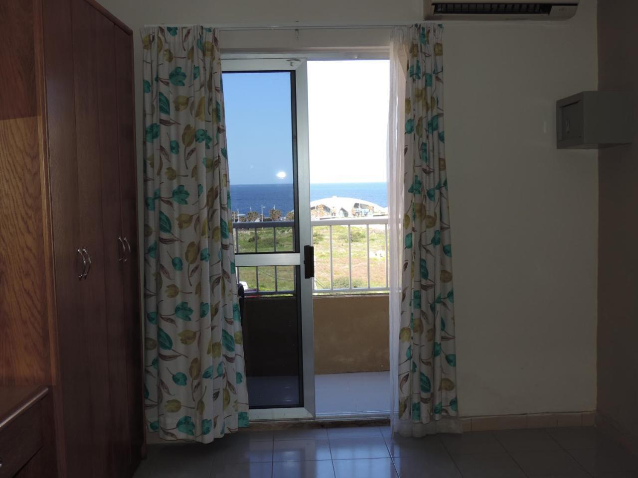 Qawra Point Holiday Complex 1