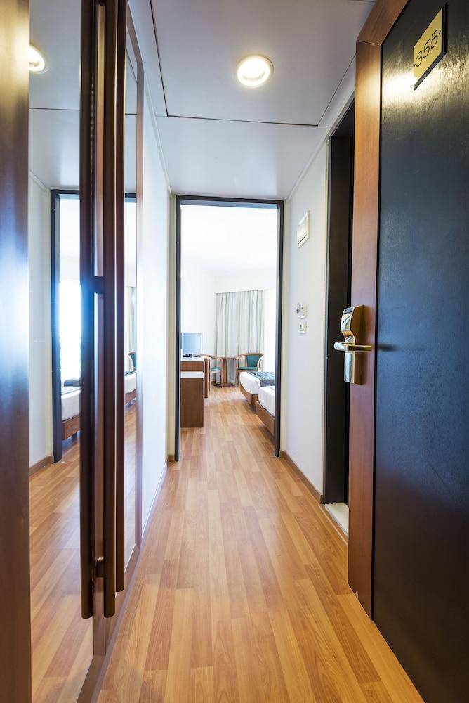 Apollo Beach Hotel 1