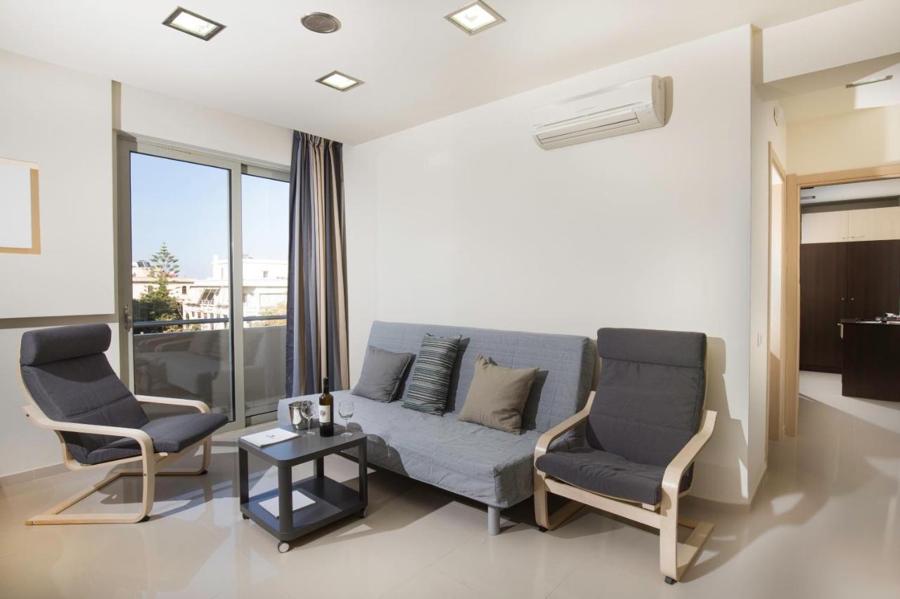 Rhodes Central Suite 1