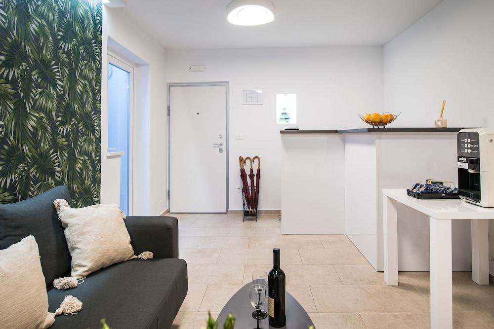 Dubrovnik Spectrum Rooms