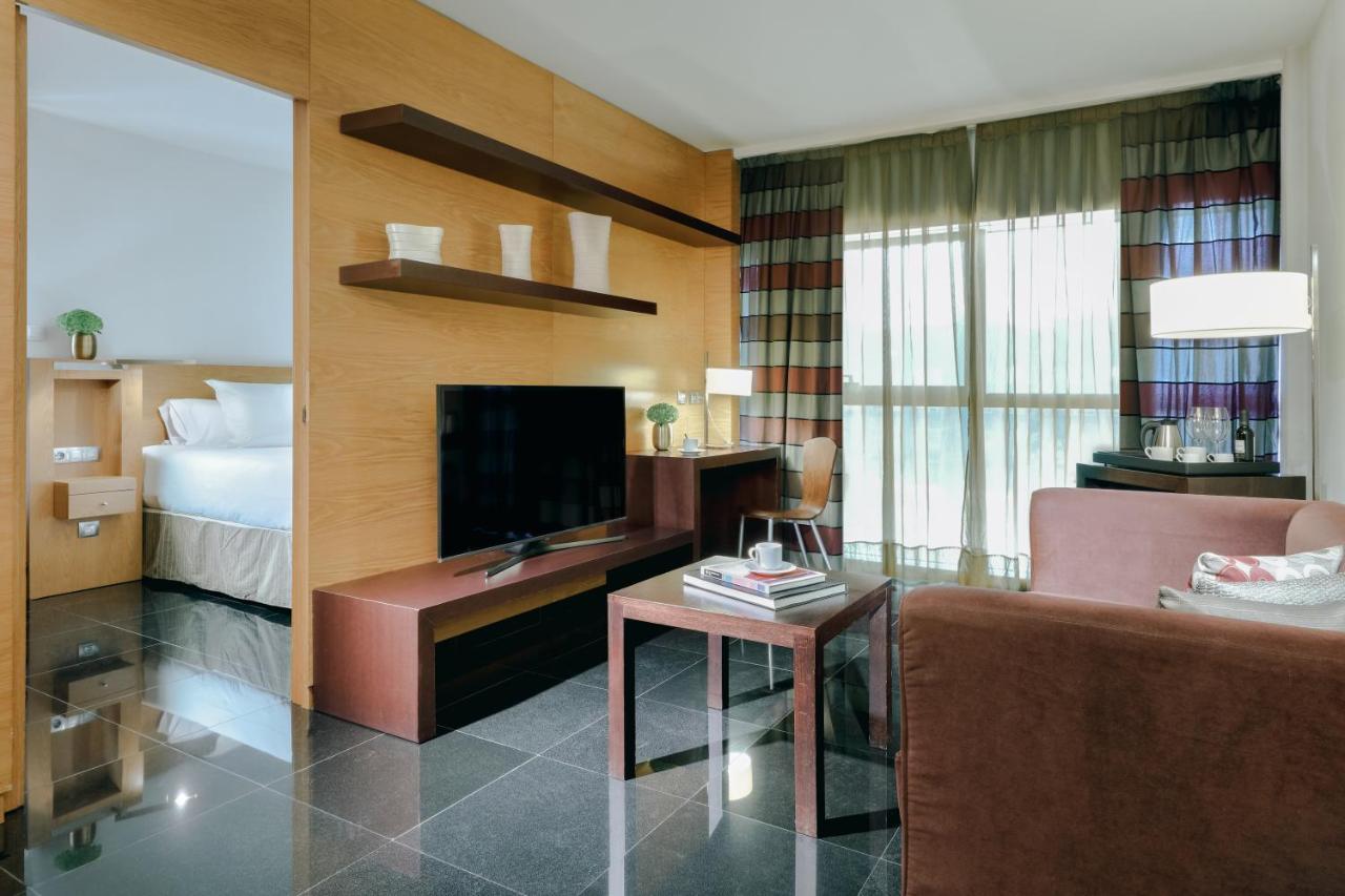 Hesperia Barcelona Fira Suites 1