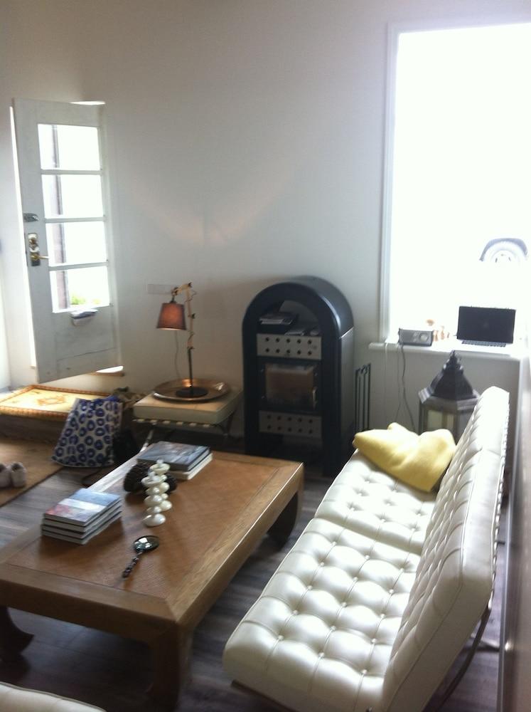 Brimsloð Atelier Guesthouse 1