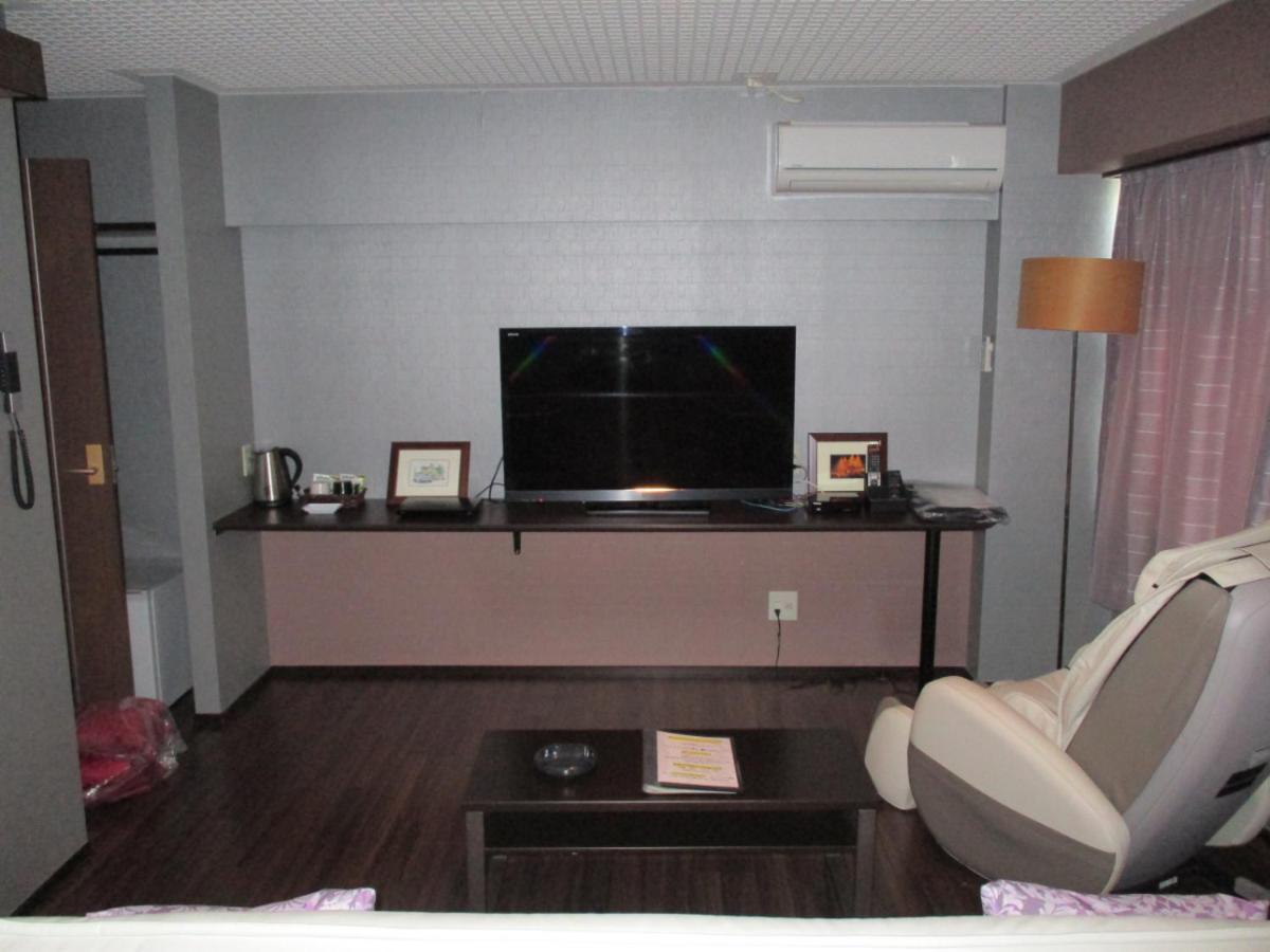 Town Hotel Forty One 2