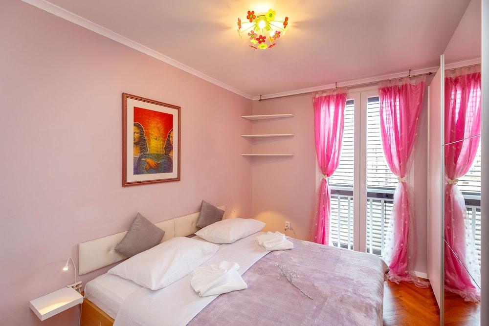 Skyscraper Apartment 1