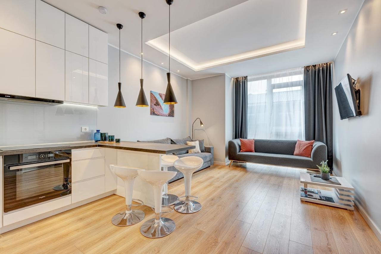 Happy Inn Emporia, Self Chek-In, Parking in the Underground Garage 1