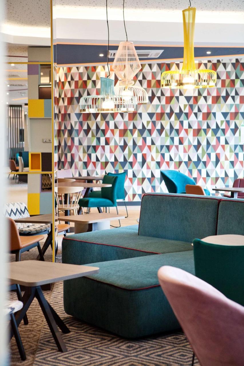 Hampton by Hilton Munich Airport South 2