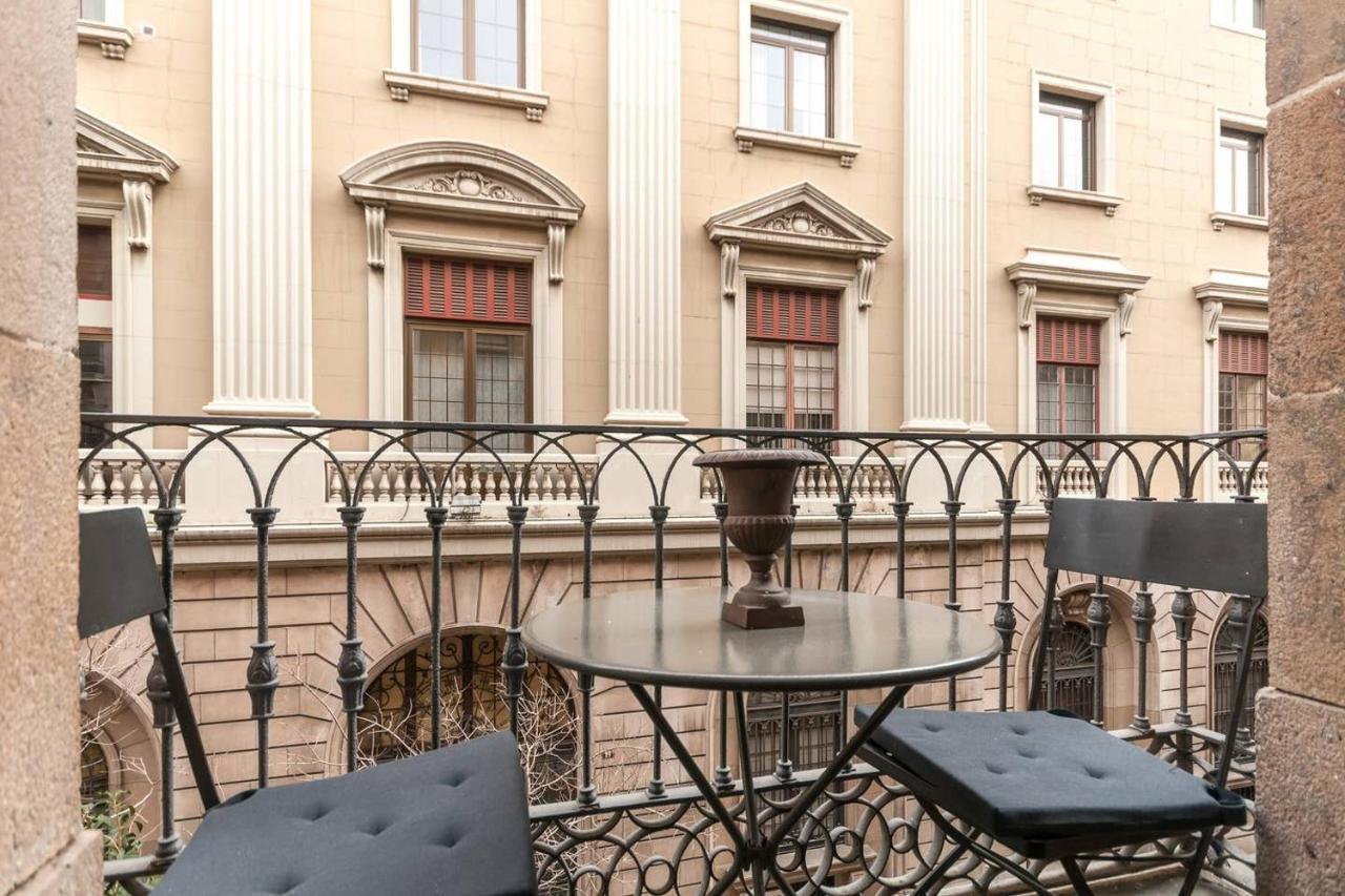 Barcelonaforrent Alessandra Central Ramblas 2