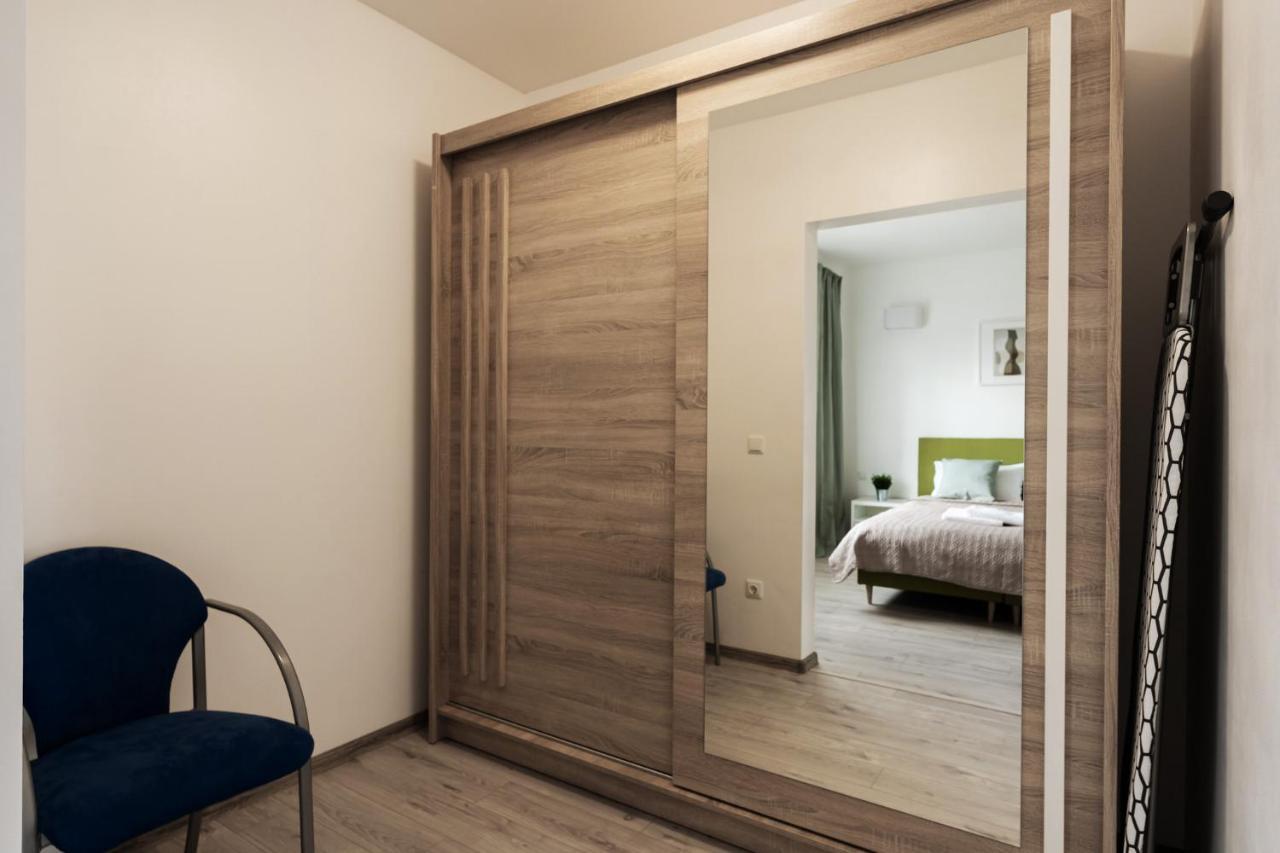 2 House Between Two Lakes 2