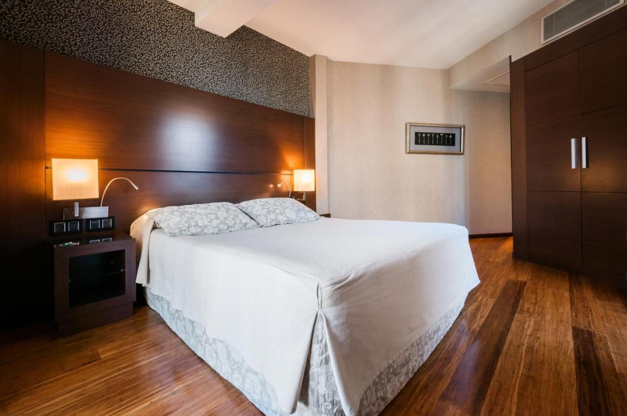 Hotel Colonial Barcelona 1