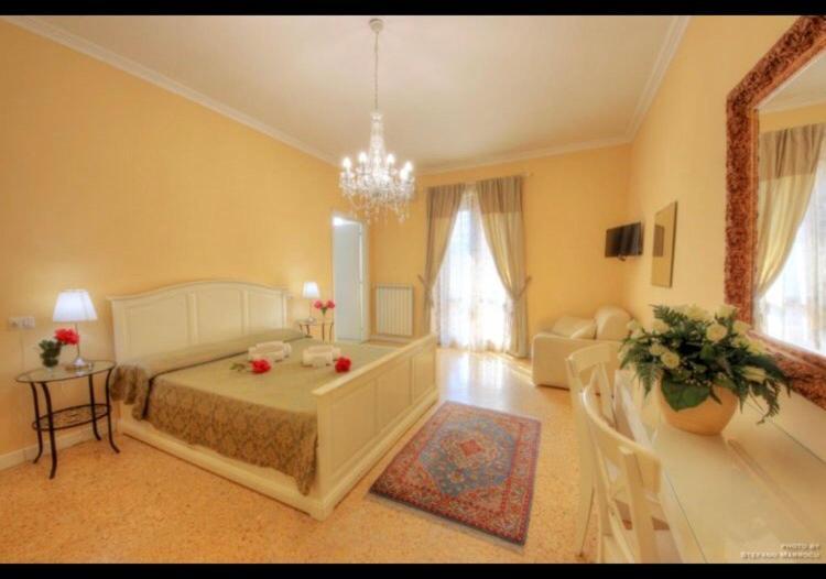 Al Teatro Lirico Bed And Breakfast