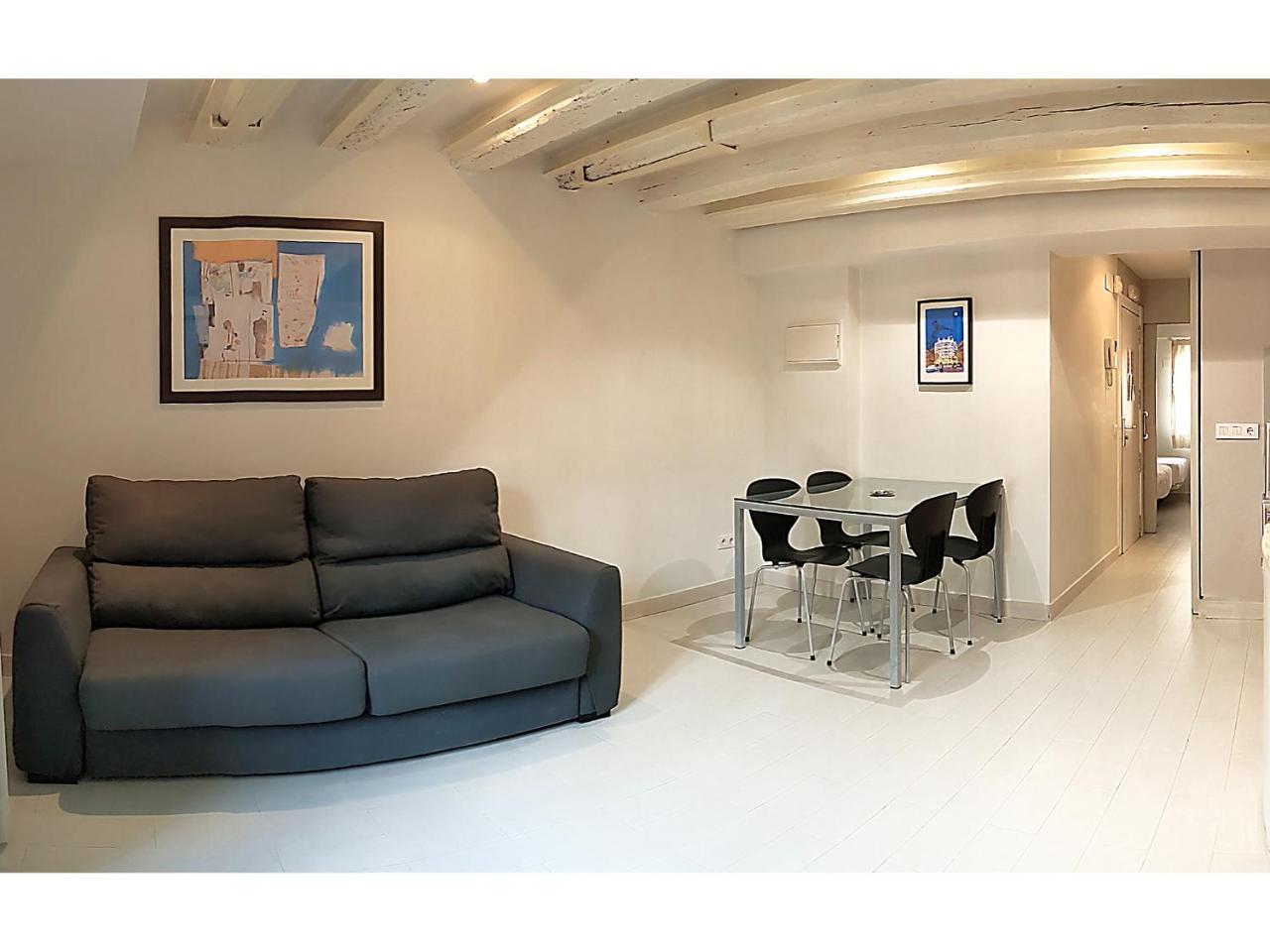 Ramblas Apartments 2