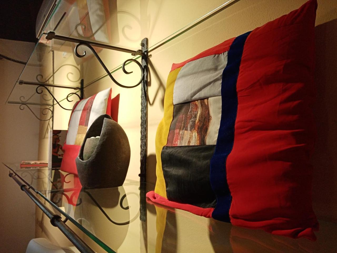 Einaudi 56 Guest House 2