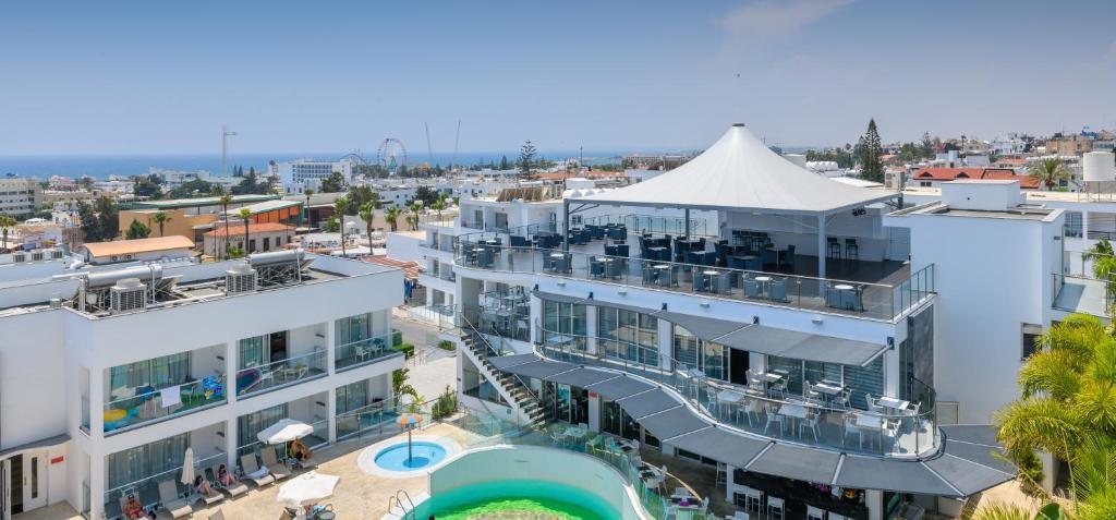 Tasia Maris Oasis Hotel 1