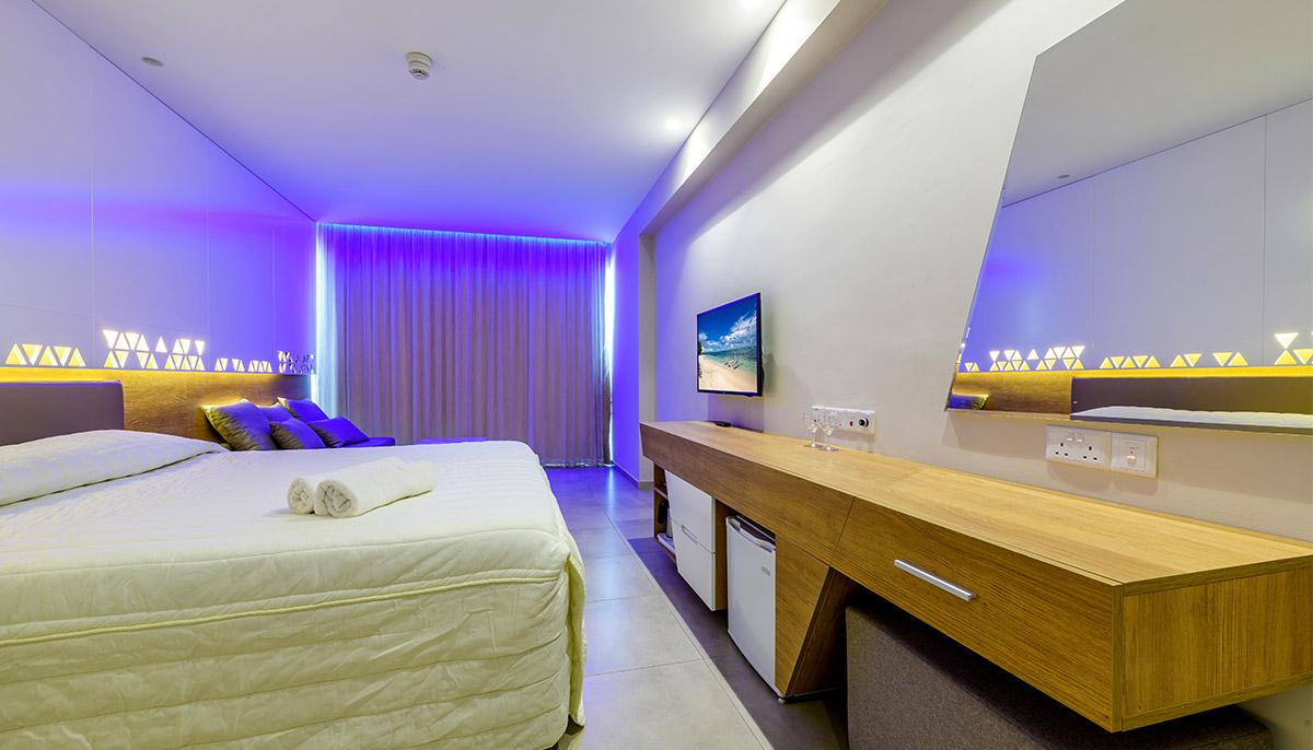 Tasia Maris Seasons Hotel 2