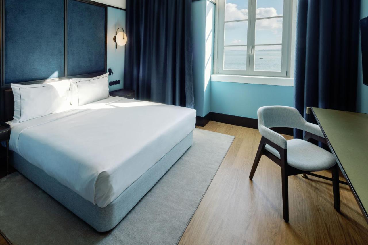 The Editory Riverside Hotel