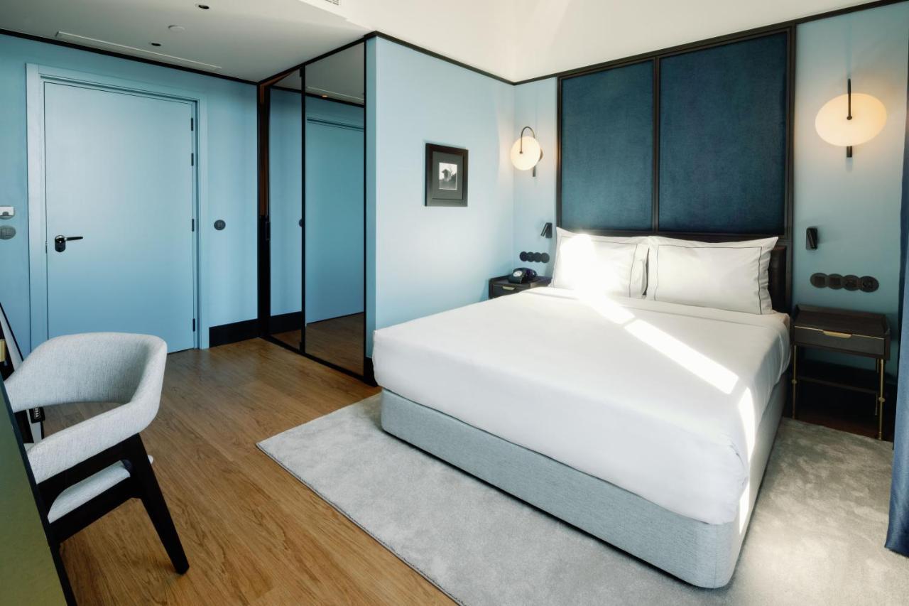 The Editory Riverside Hotel 2