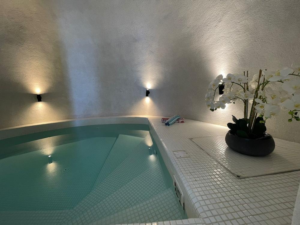 Imera Vista Suites 1