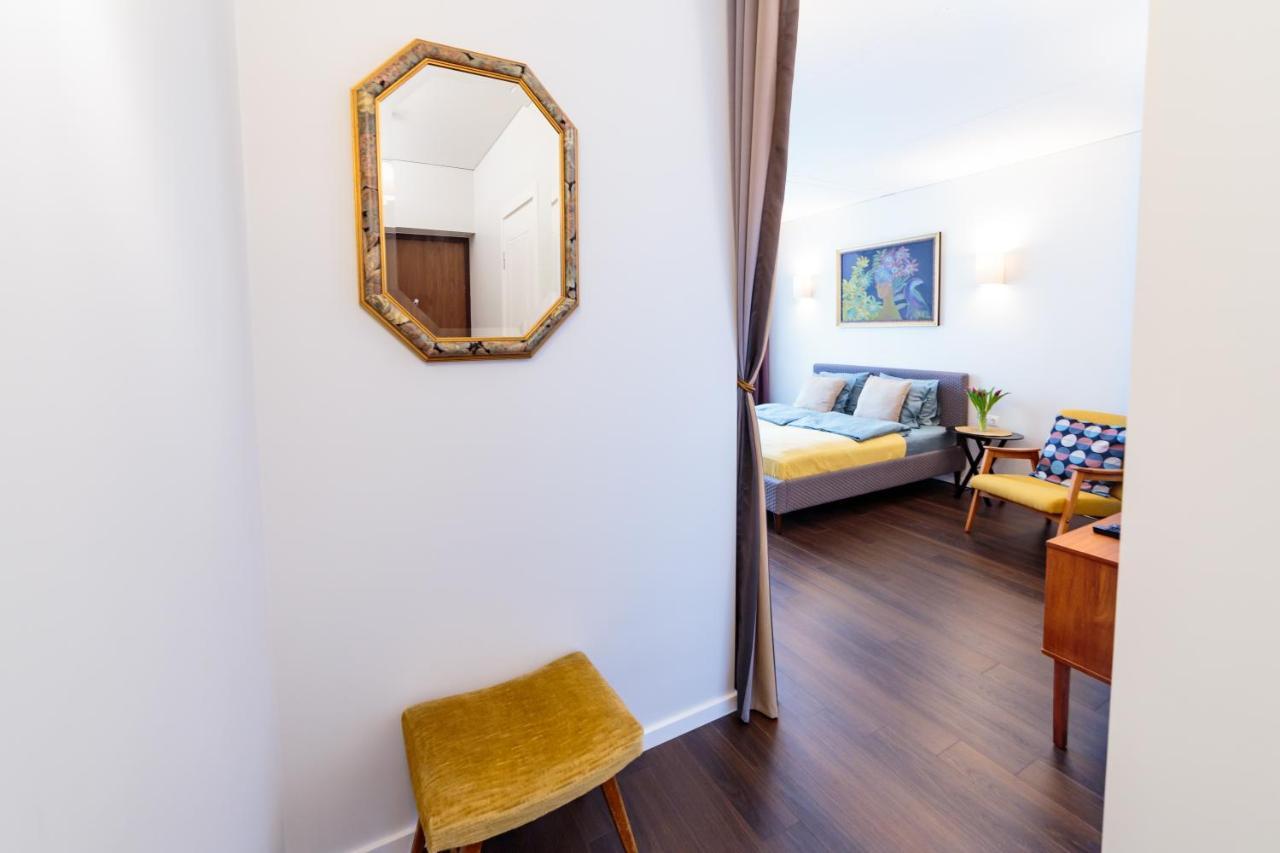 Romantic Apartment Close To the Old Town (Adults Only) 2