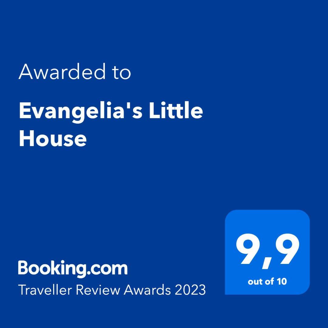 Evangelia's Little House 1