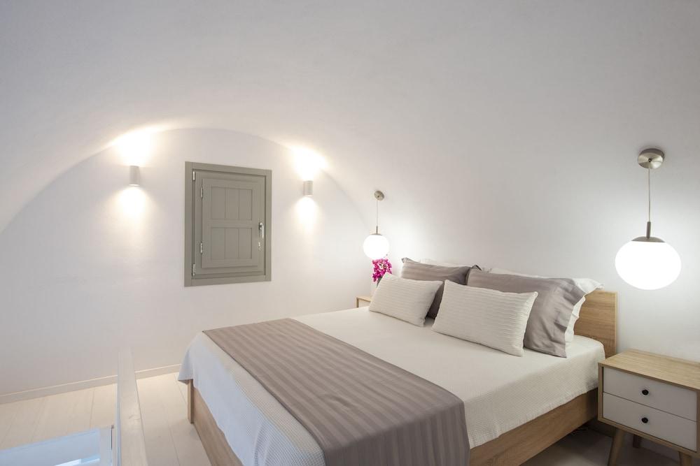 White Orchid Luxury Suites 2