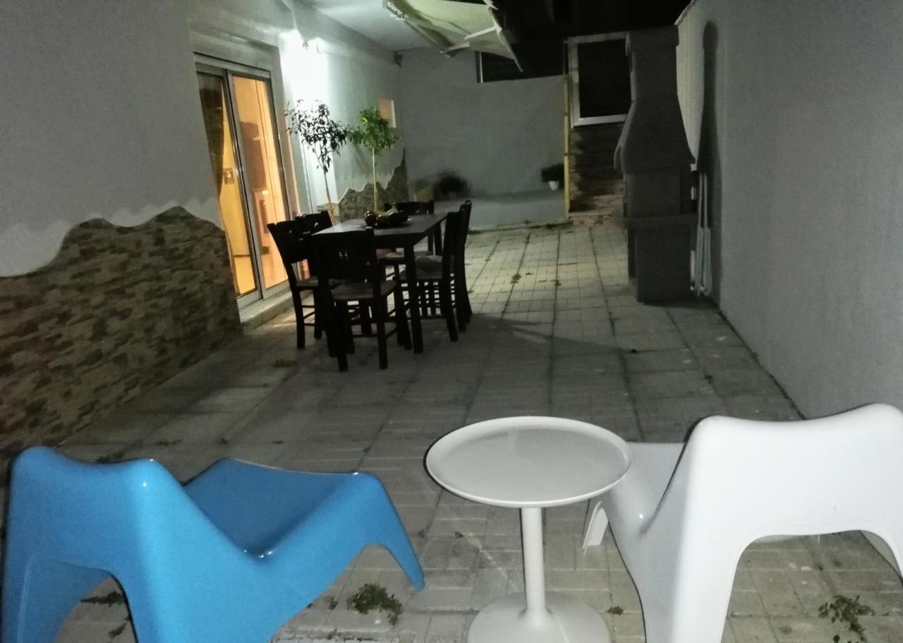 Amazing Apartment Near the New Marina And Old Town 1