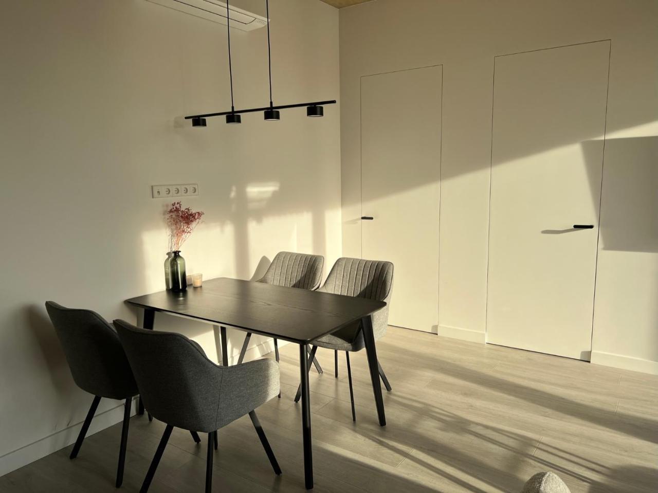 Bossa Nova - Modern 2 Bedroom Apartment in the Center 1