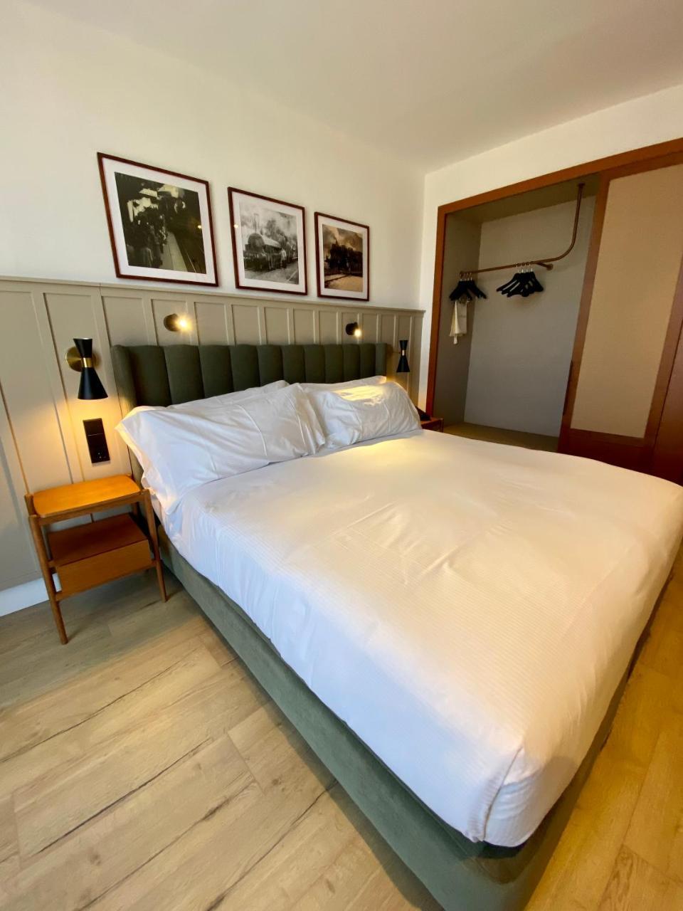 Via Sants Hotel Barcelona, Tapestry Collection by Hilton 1