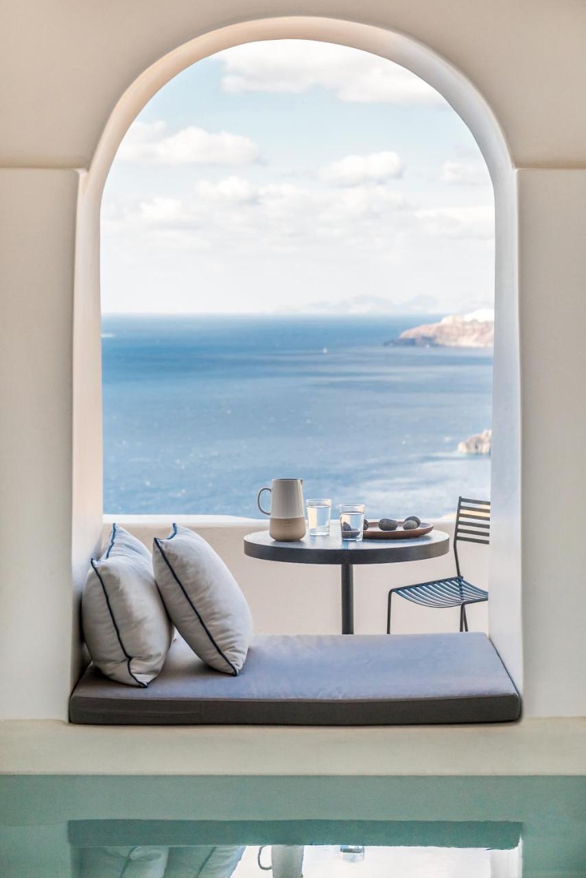 Porto Fira Suites