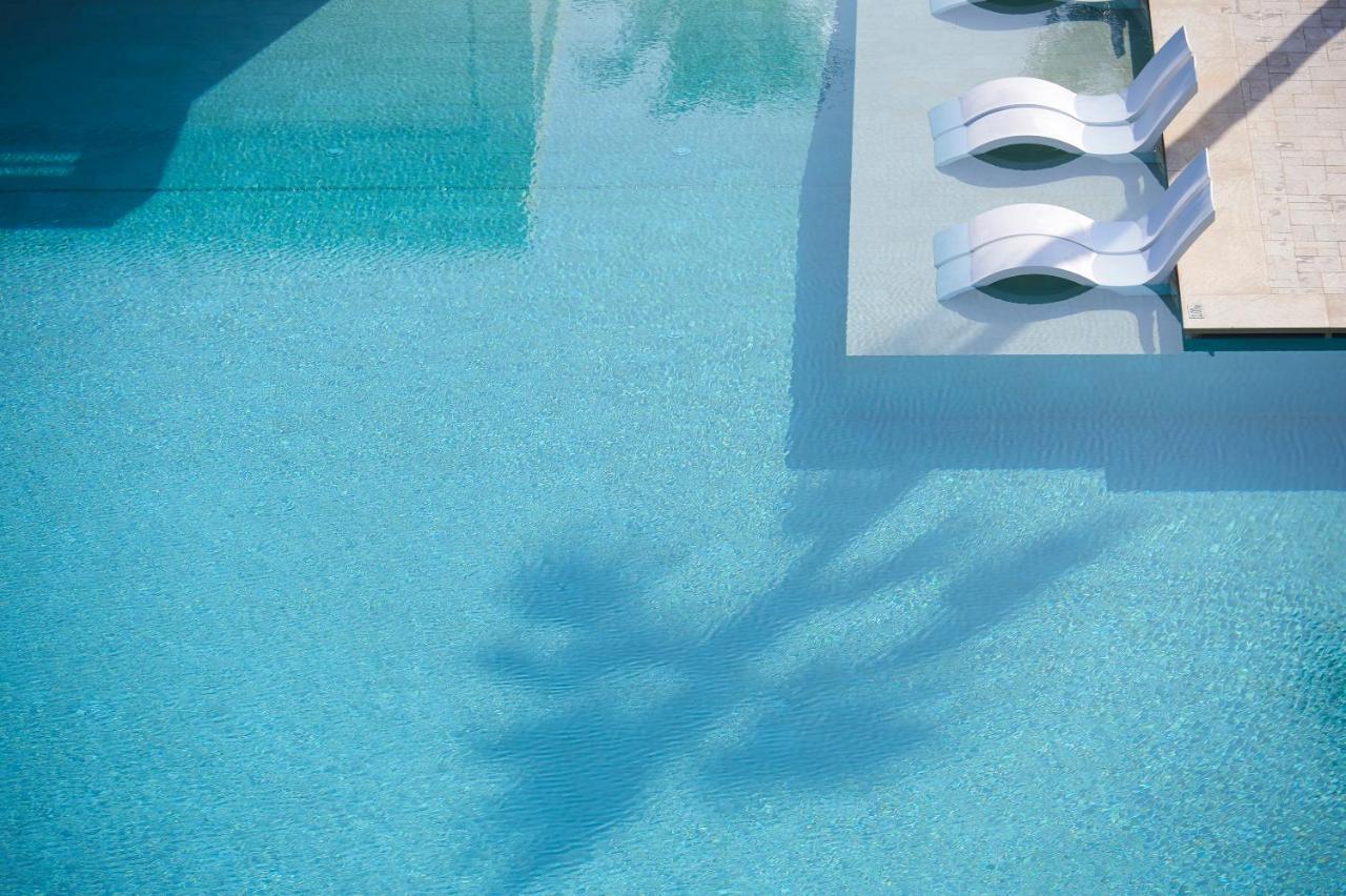 Sunrise Jade - Adults Only 2