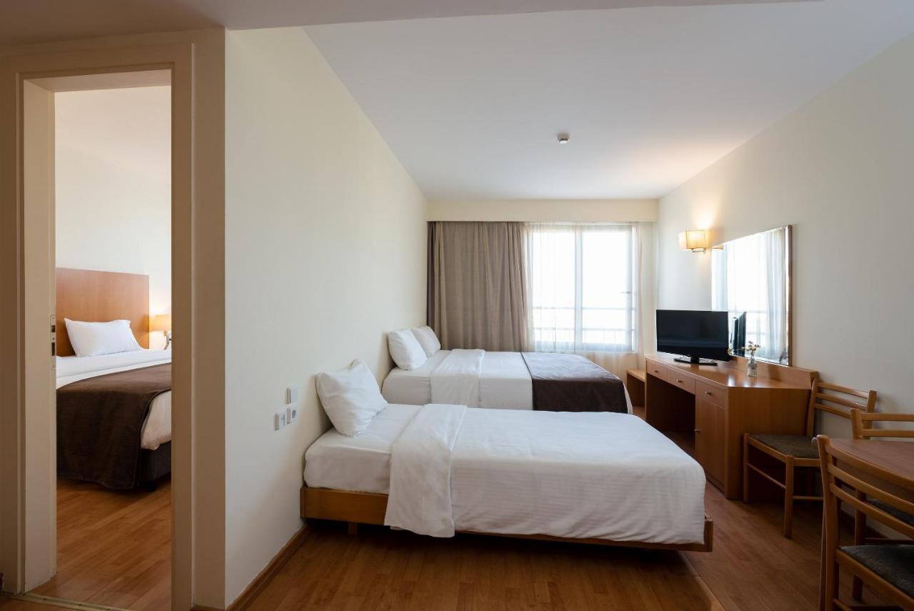 Angela Downtown Hotel 2