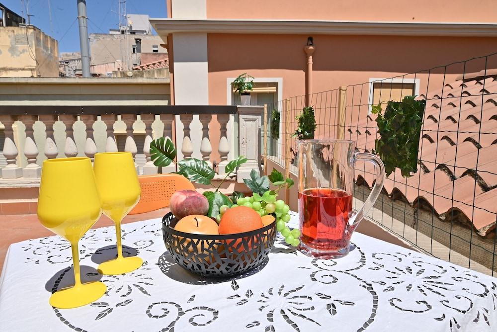 Izzhome Full Center Terrace