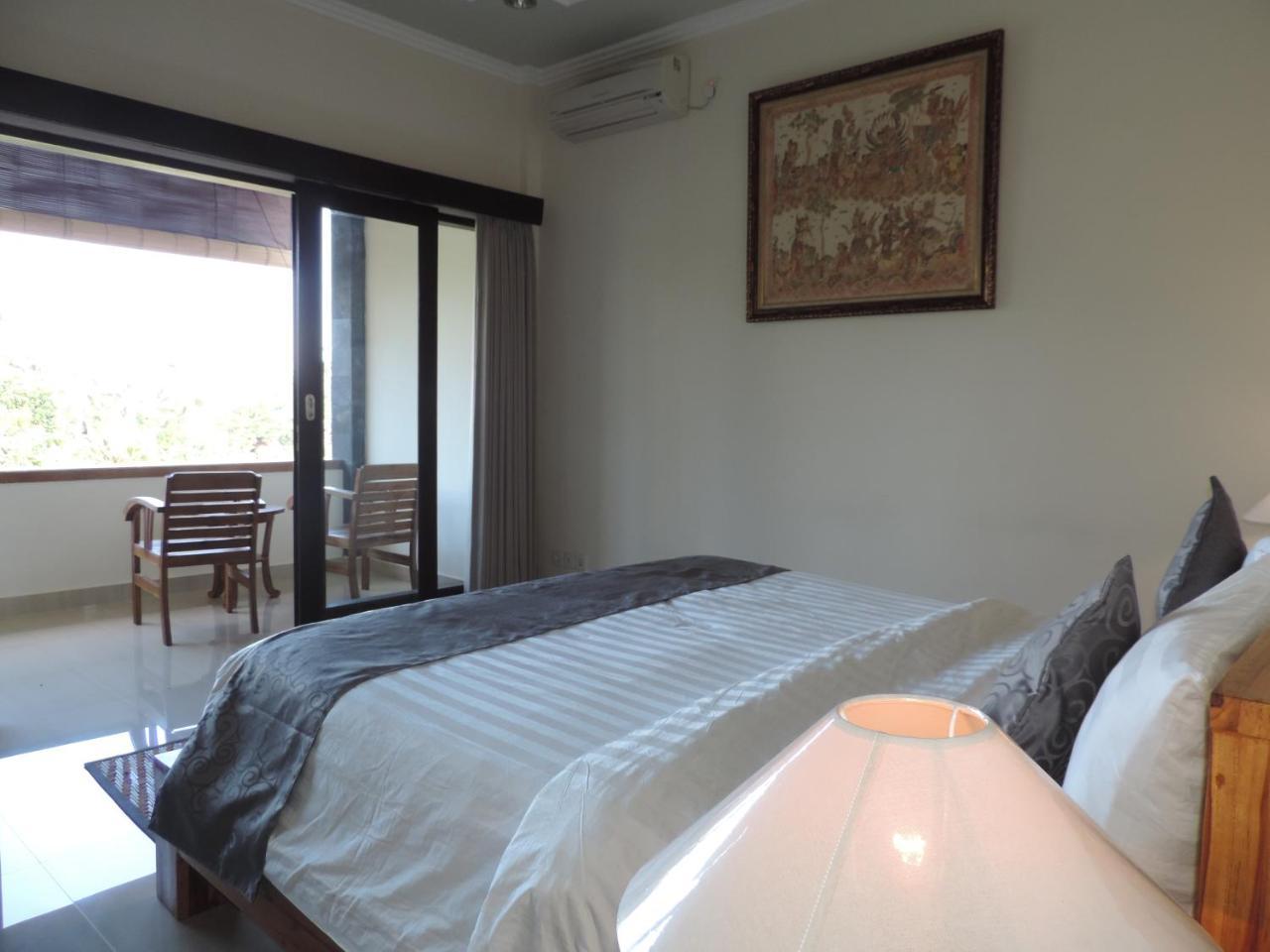 Duana Sari by Mahaputra