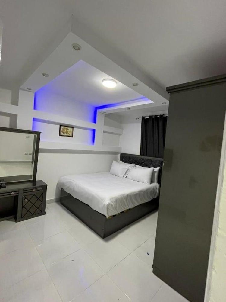 Heaven Pyramids View Apartment 1