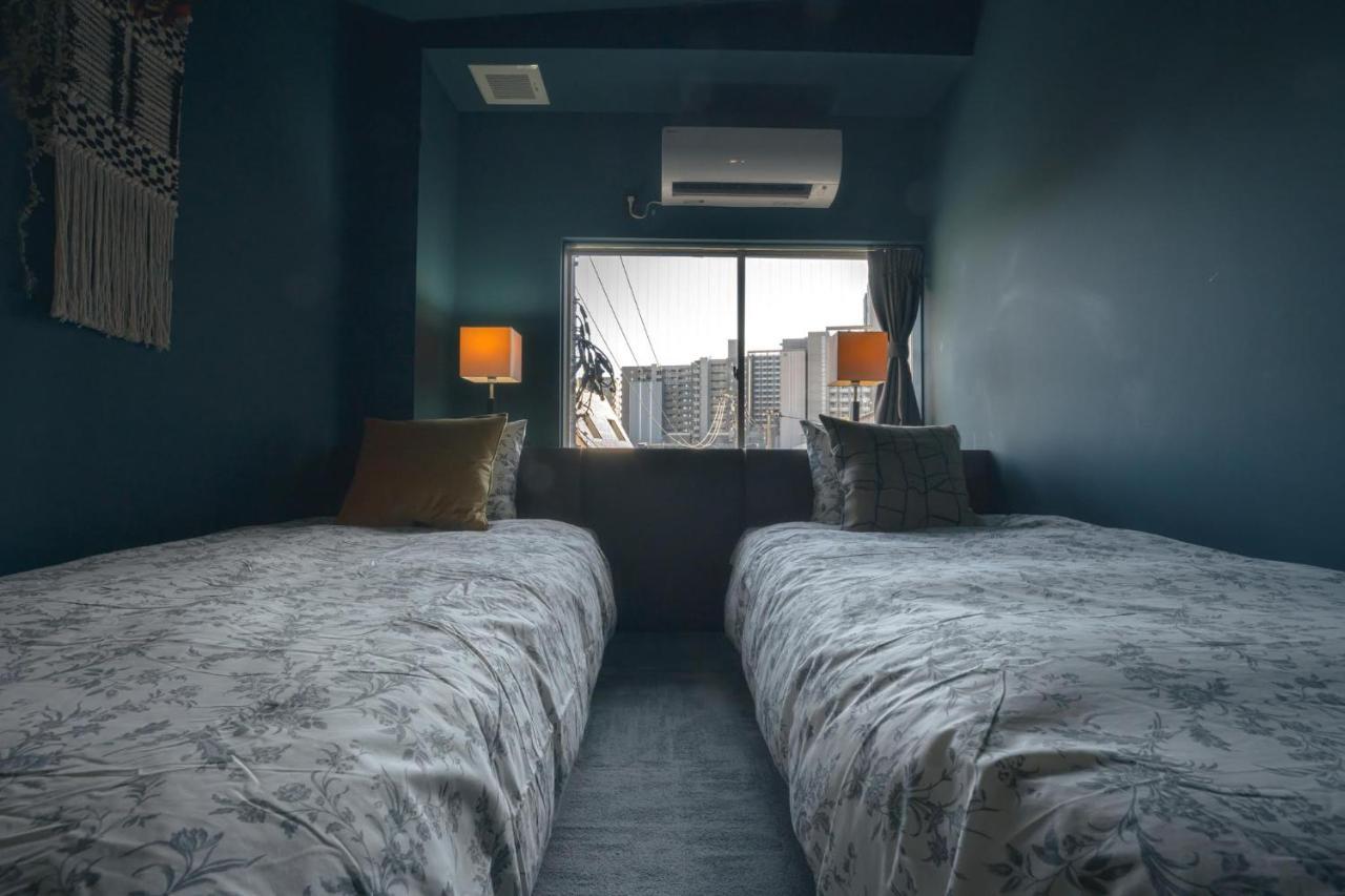 Hotel Trim-Caters To Women (Adults only) 2