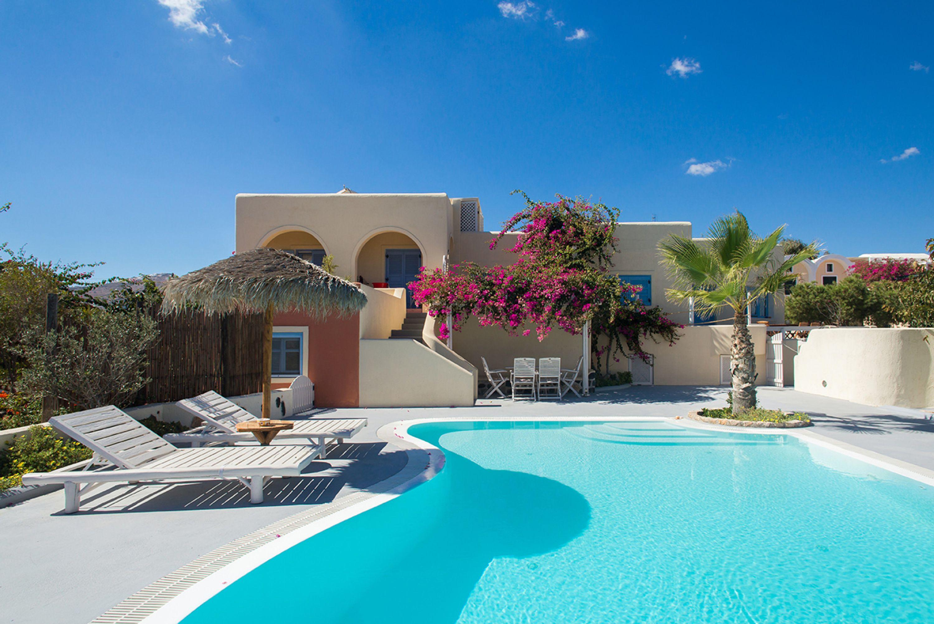 Daphne - Two Bedroom Villa, Private Pool, Sea View