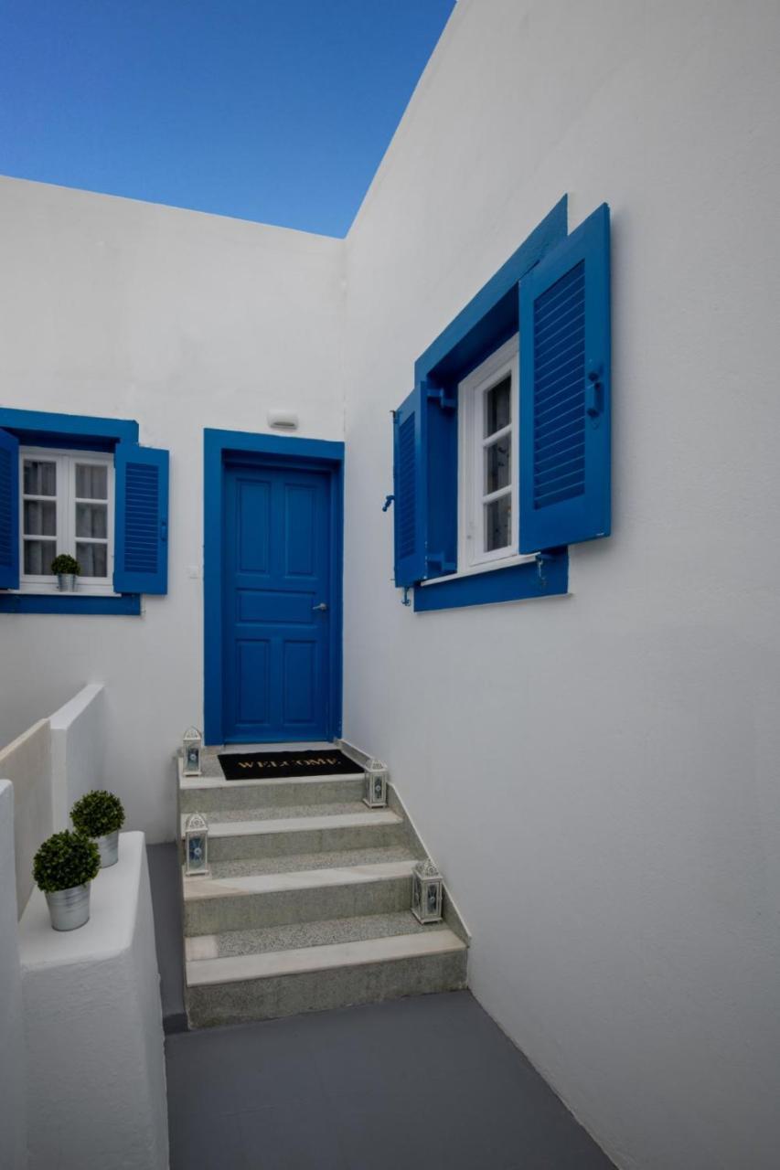 Maraki's Little House Santorini 2