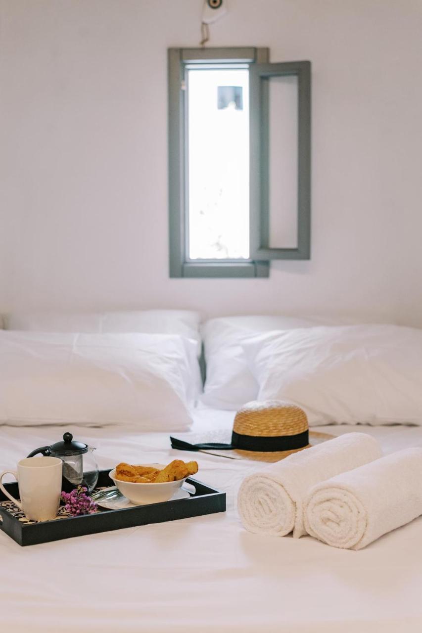 Eurus & Zephyrus Apartments