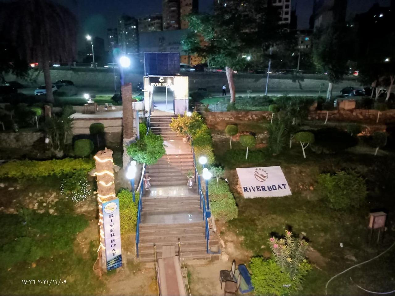 مركب ريفر River Boat 1