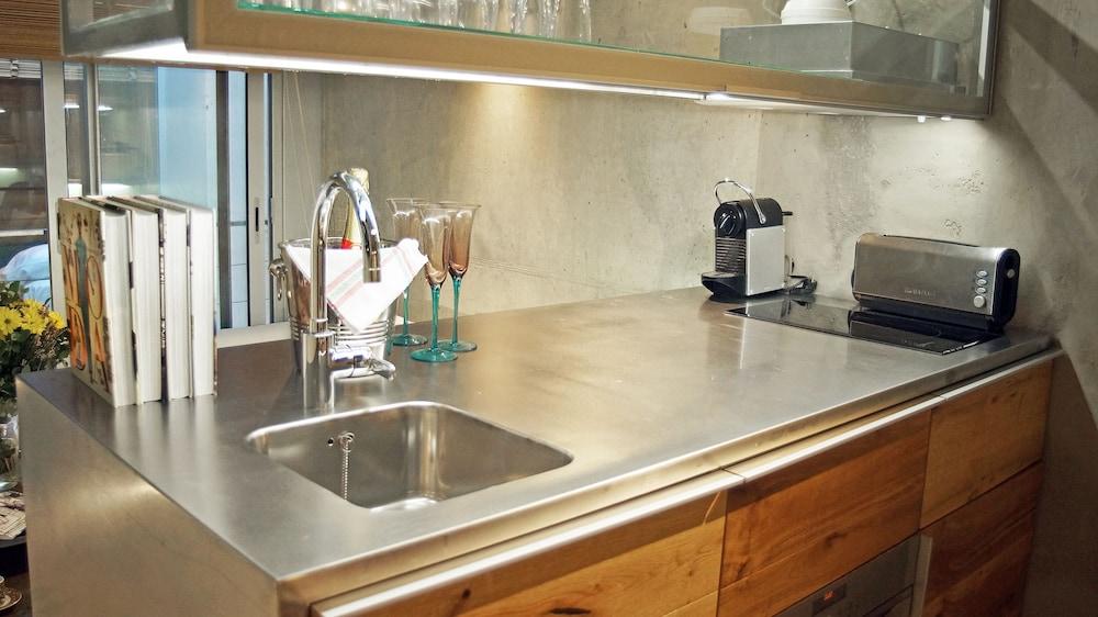 Msb Rooftop Pool City Center 2