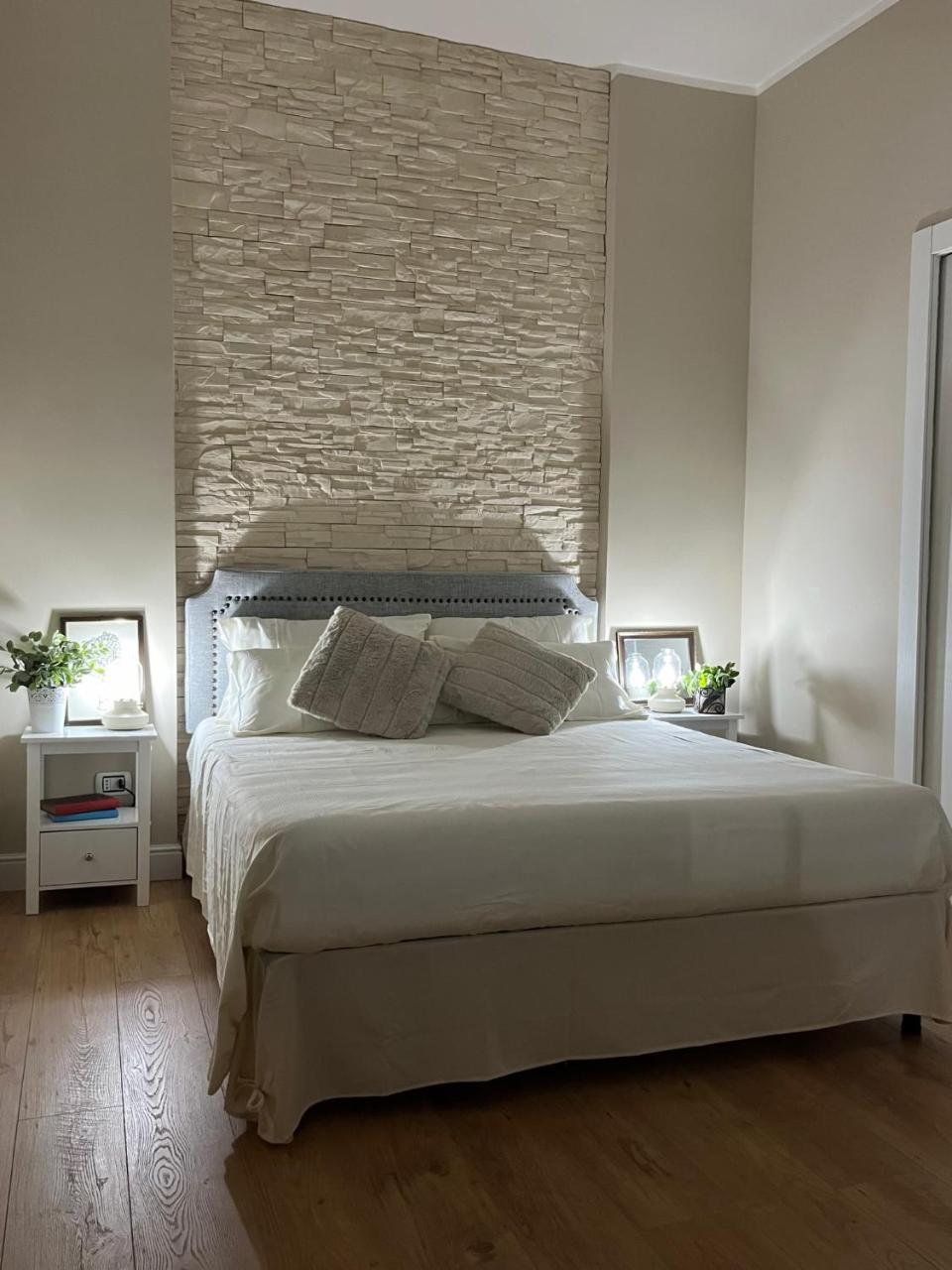 Oikos Apartment Cagliari