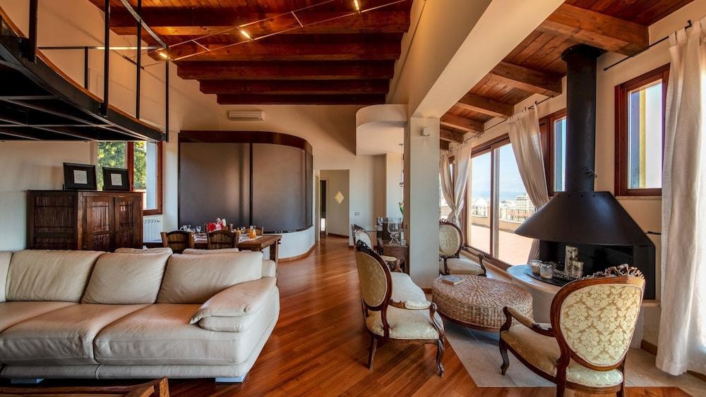 Superattico Villanova 4 Emma Villas 2