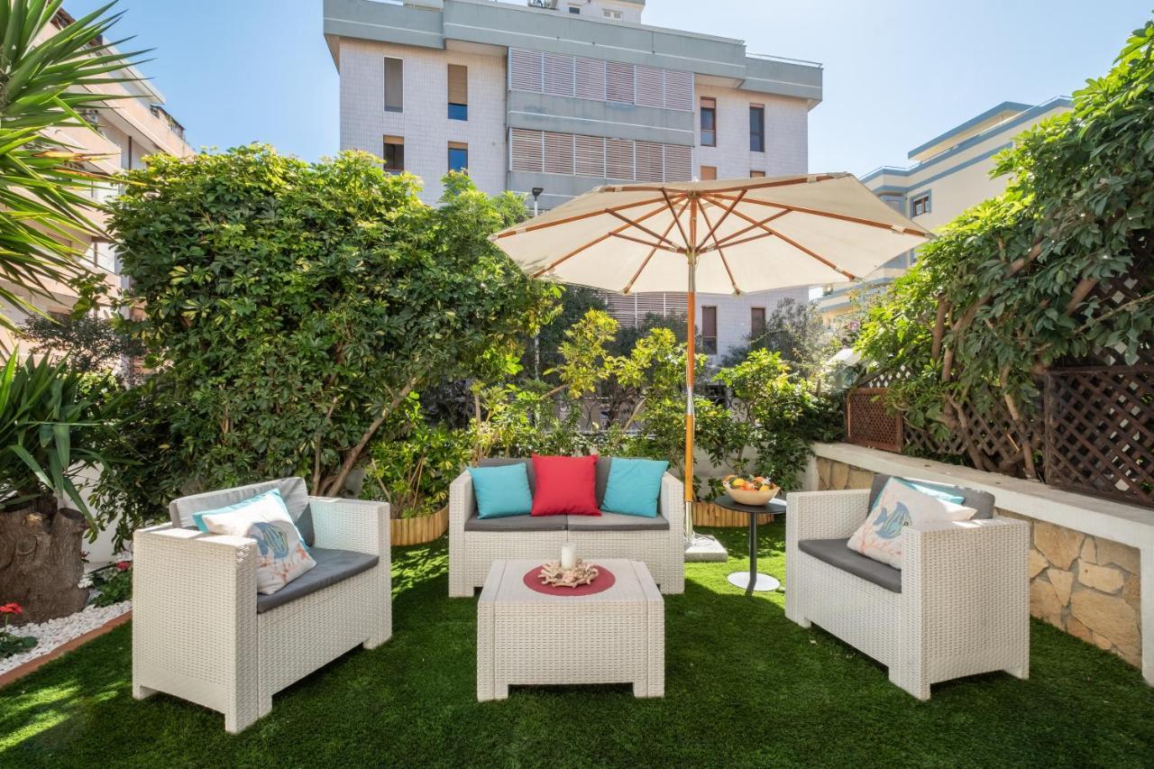 Elegante Villa Lu' Centro Citta a 10 Minuti Dal Mare 1