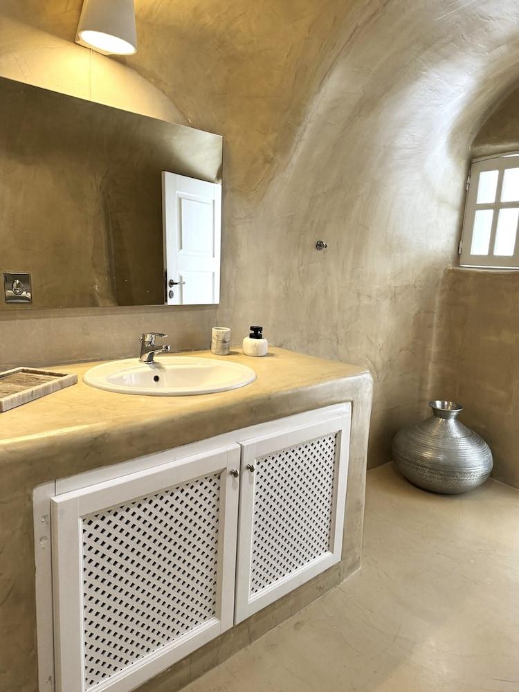 Ater Albus Collection by K&K