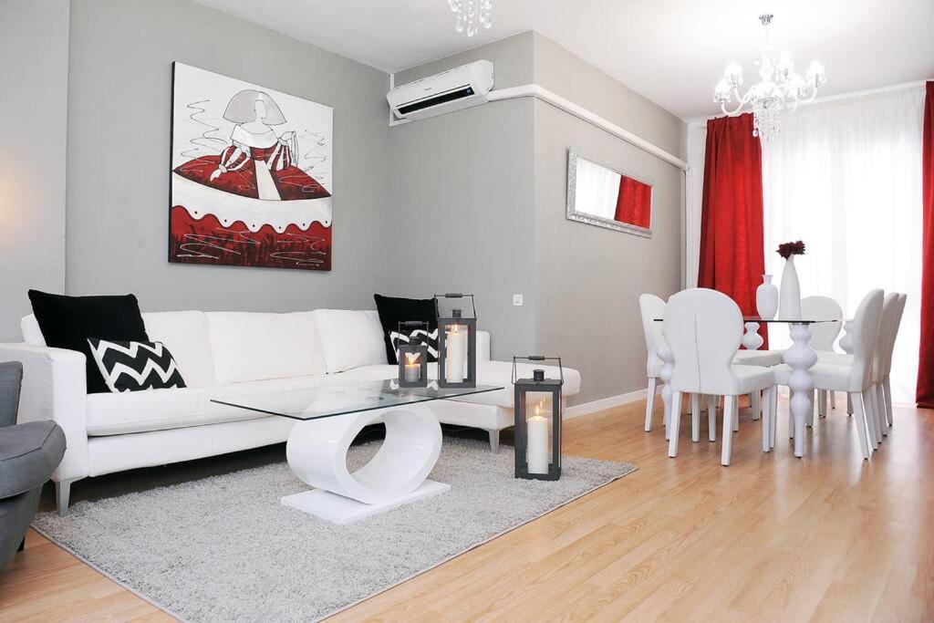 Fridays Flats Spacious 4br Family Retreat