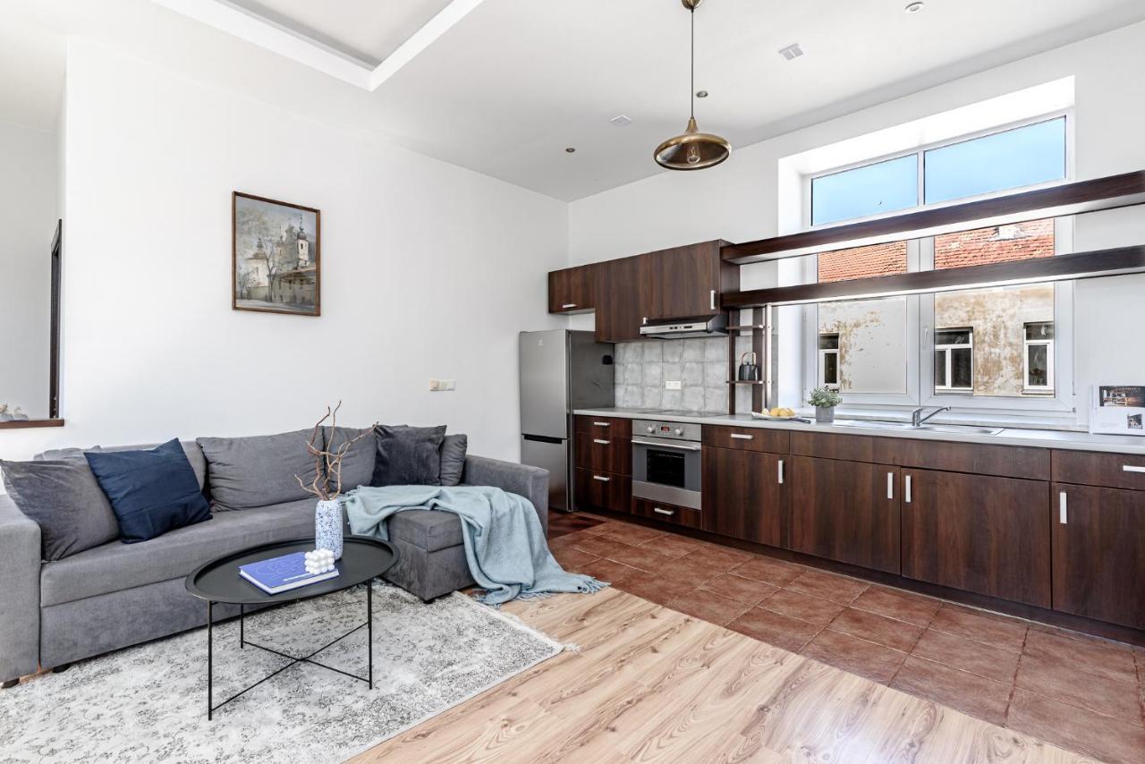 Spacious City Centre Apartment with Parking Self Check-In 1